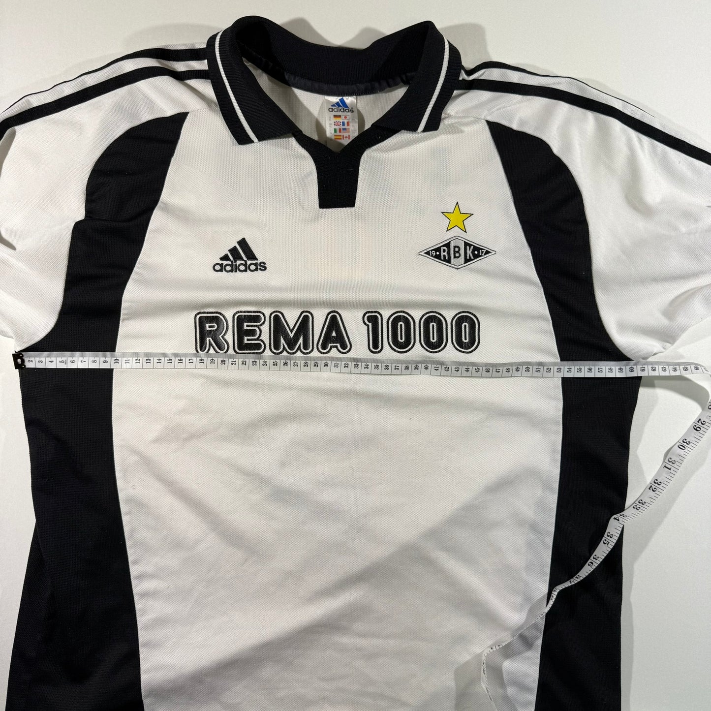 Rosenborg 2001 home matchworn #9 Frode Johnsen