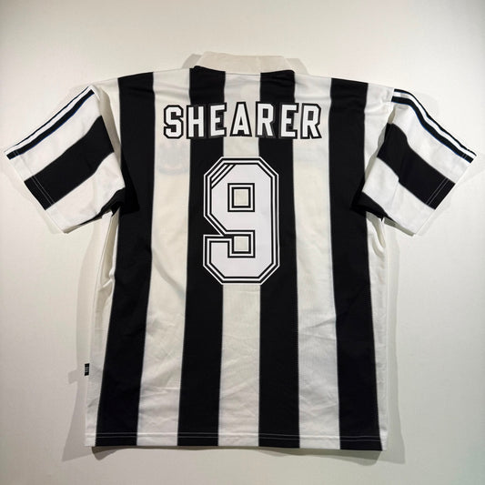 Newcastle 1995/96 home #9 Alan Shearer (L)
