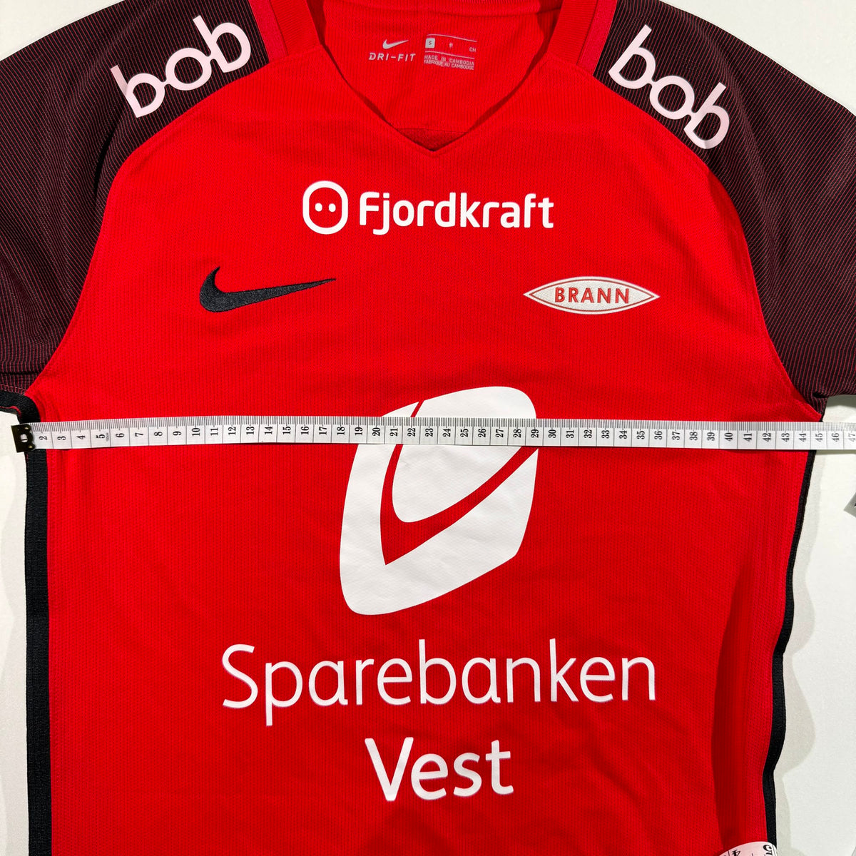 SK Brann 2018 home (S)