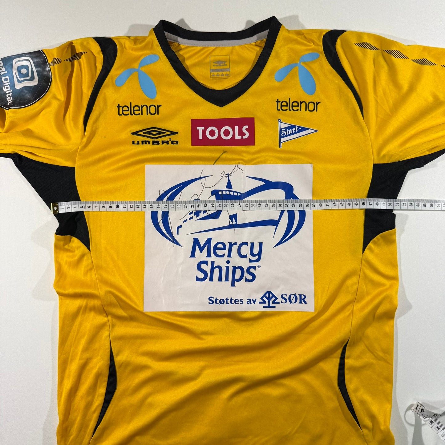 IK Start 2009 home matchworn #9 Cristian Bolaños