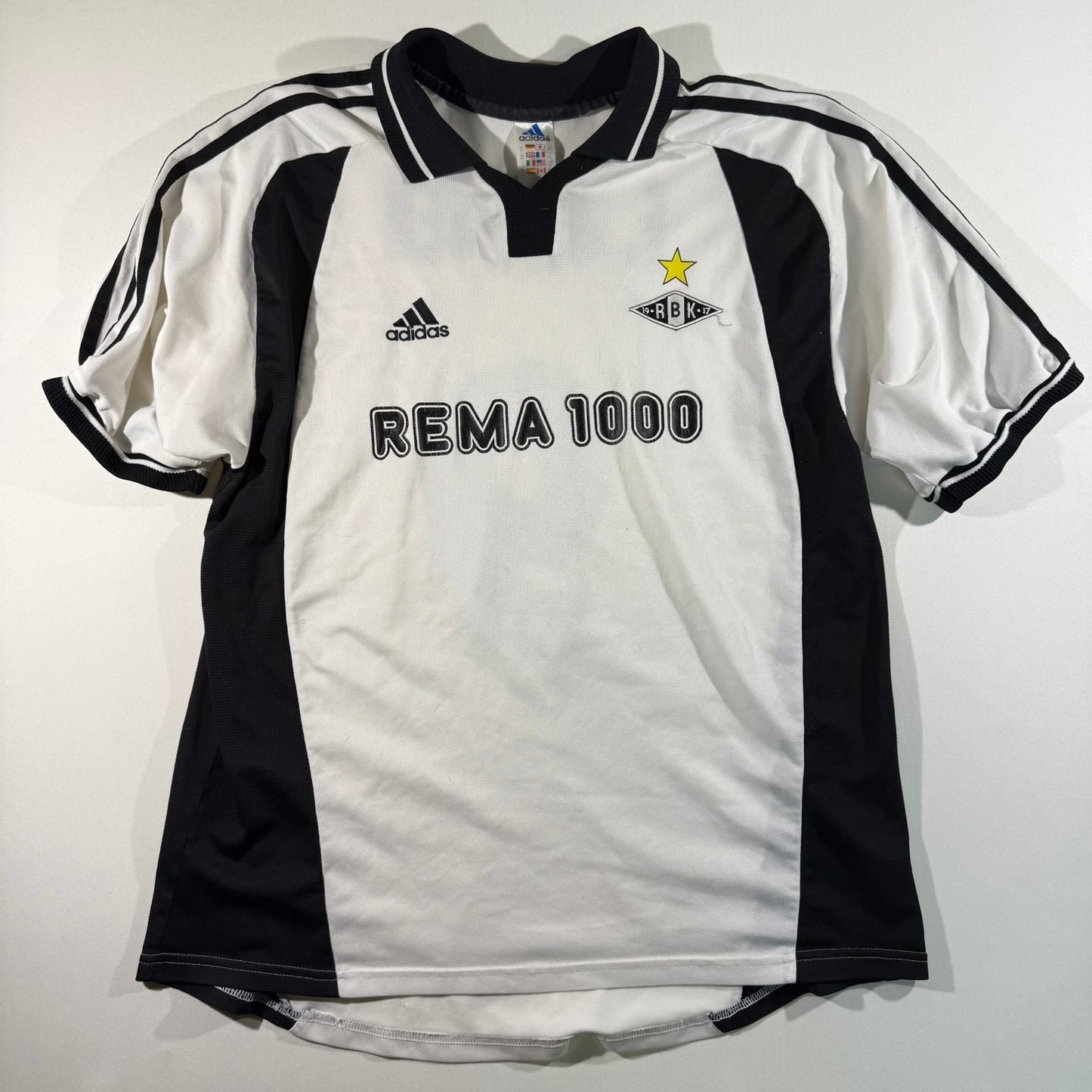 Rosenborg 2001 home matchworn #9 Frode Johnsen