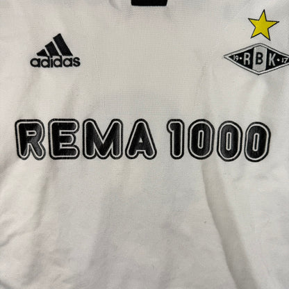 Rosenborg 2001 home matchworn #9 Frode Johnsen