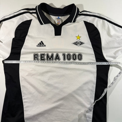 Rosenborg 2001 home matchworn #9 Frode Johnsen