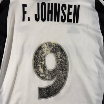 Rosenborg 2001 home matchworn #9 Frode Johnsen