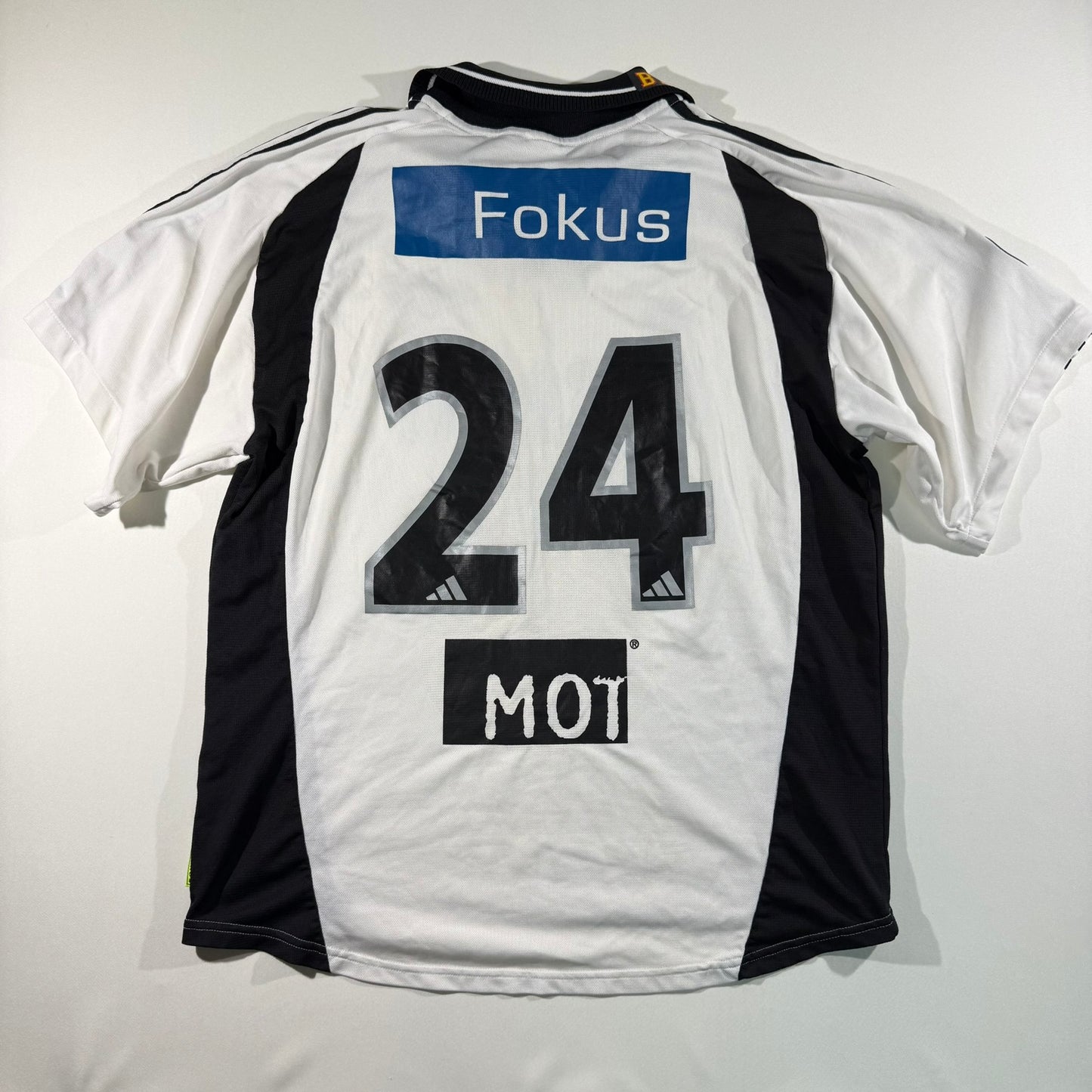 Rosenborg 2001 home #24