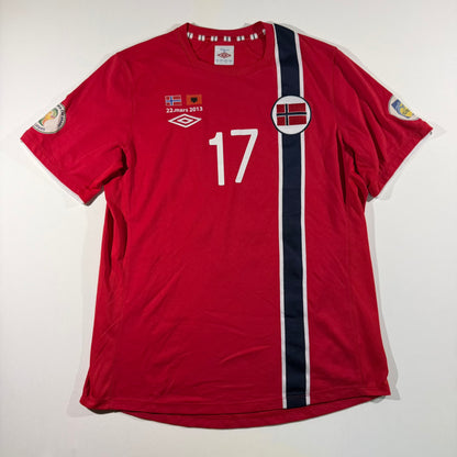 Norway 2013 home match issued #17 Jonathan Parr
