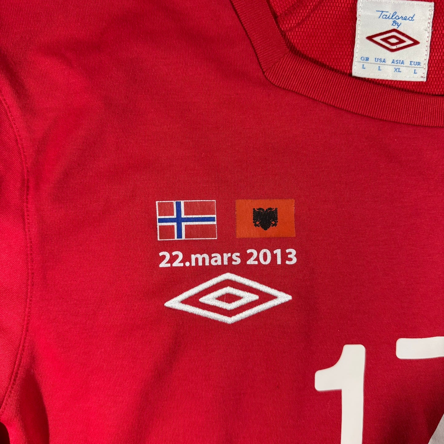 Norway 2013 home match issued #17 Jonathan Parr