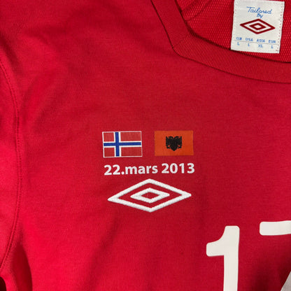Norway 2013 home match issued #17 Jonathan Parr