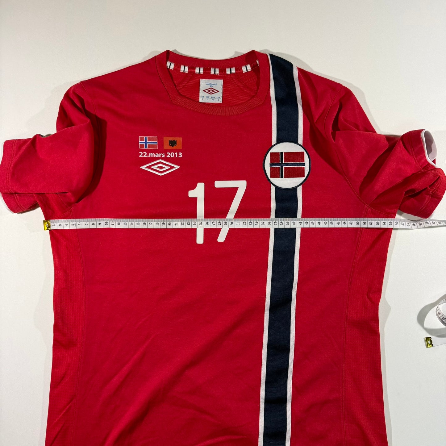 Norway 2013 home match issued #17 Jonathan Parr