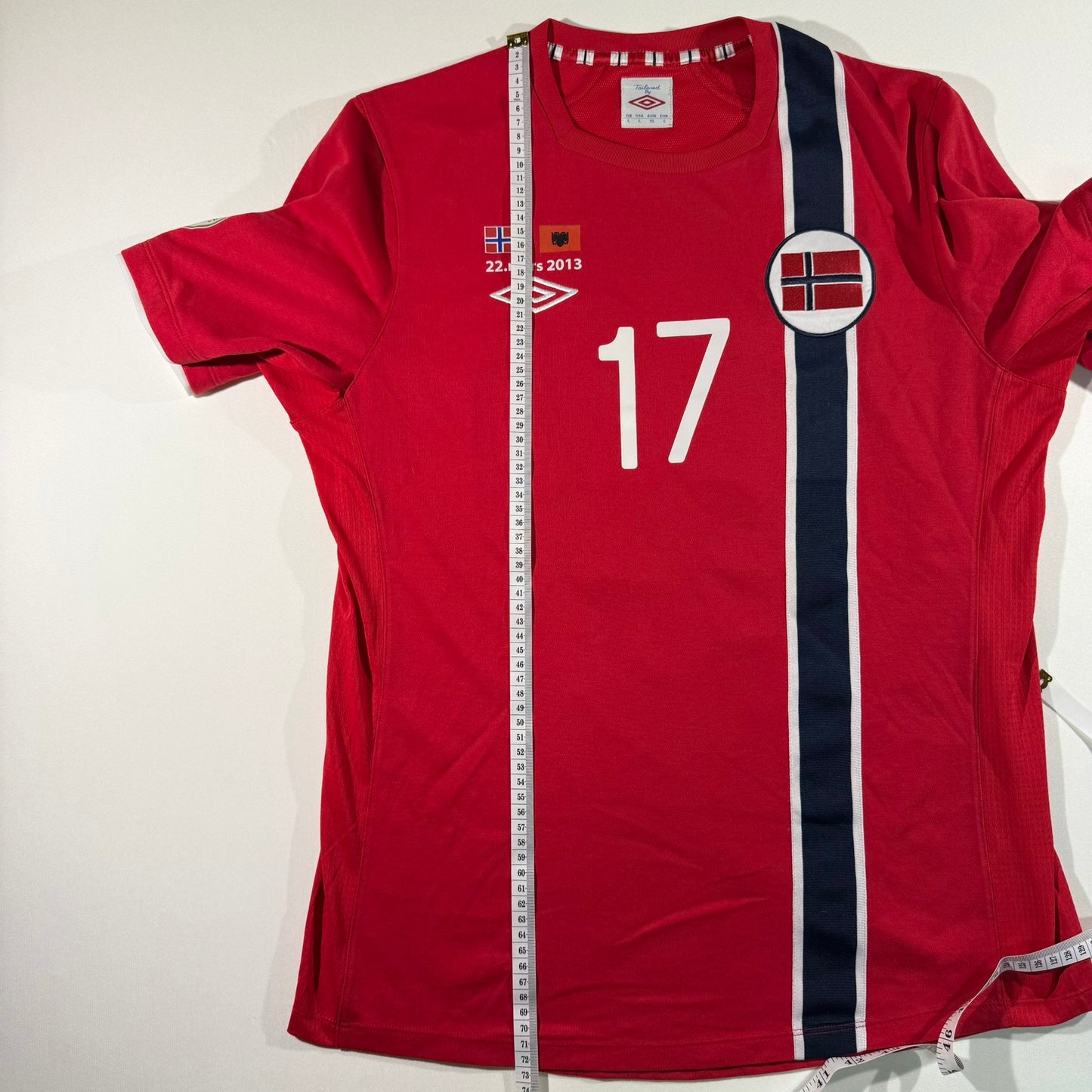 Norway 2013 home match issued #17 Jonathan Parr