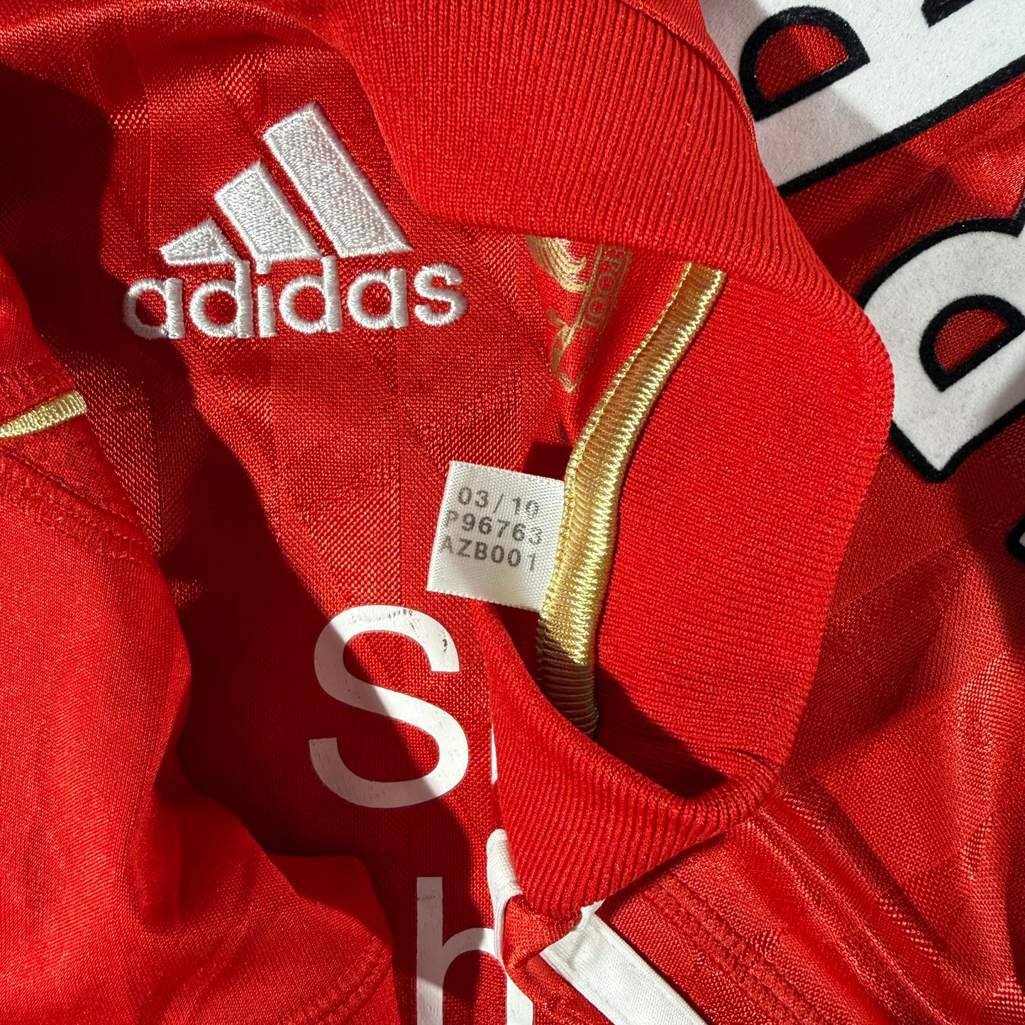 Liverpool 2010/11 home #8 Steven Gerrard