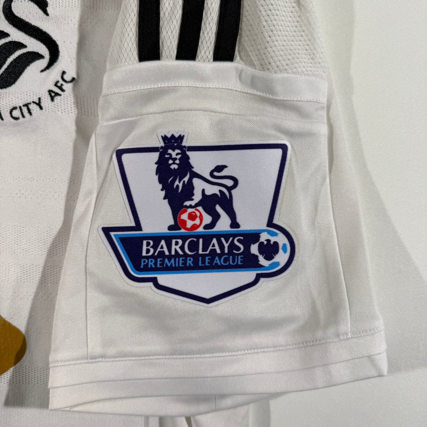 Swansea 2014/15 home #4 Ki Sung-Yueng