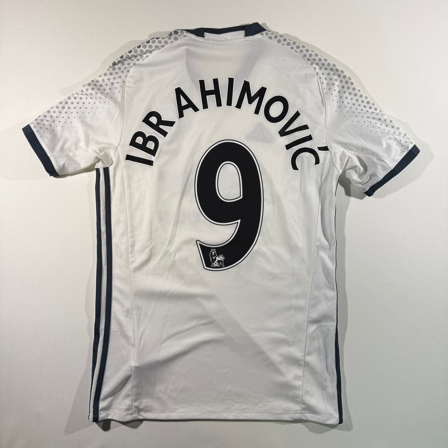 Manchester United 2016/17 third #9 Zlatan Ibrahimović