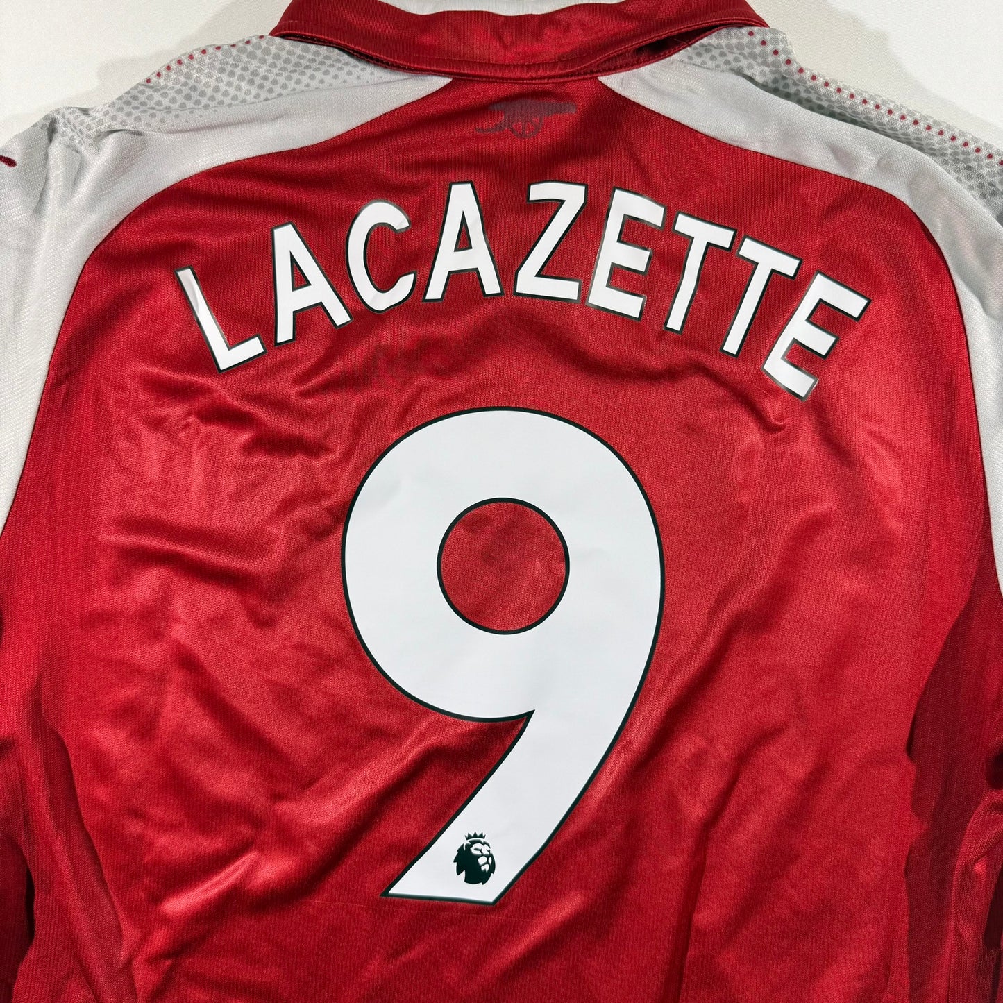 Arsenal 2017/18 home #9 Alexandre Lacazette