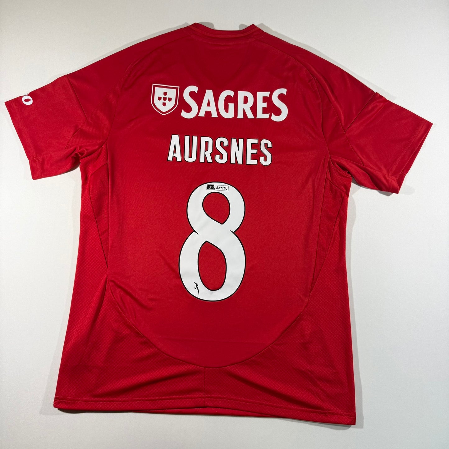 Benfica 2024/25 home #8 Fredrik Aursnes