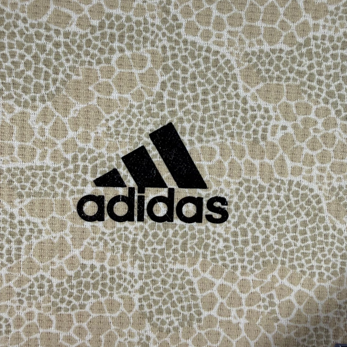 Manchester United 2019/20 away player issue