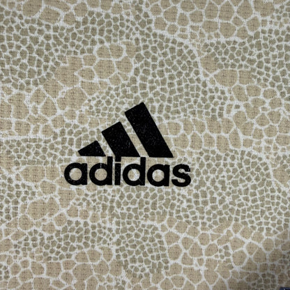 Manchester United 2019/20 away player issue