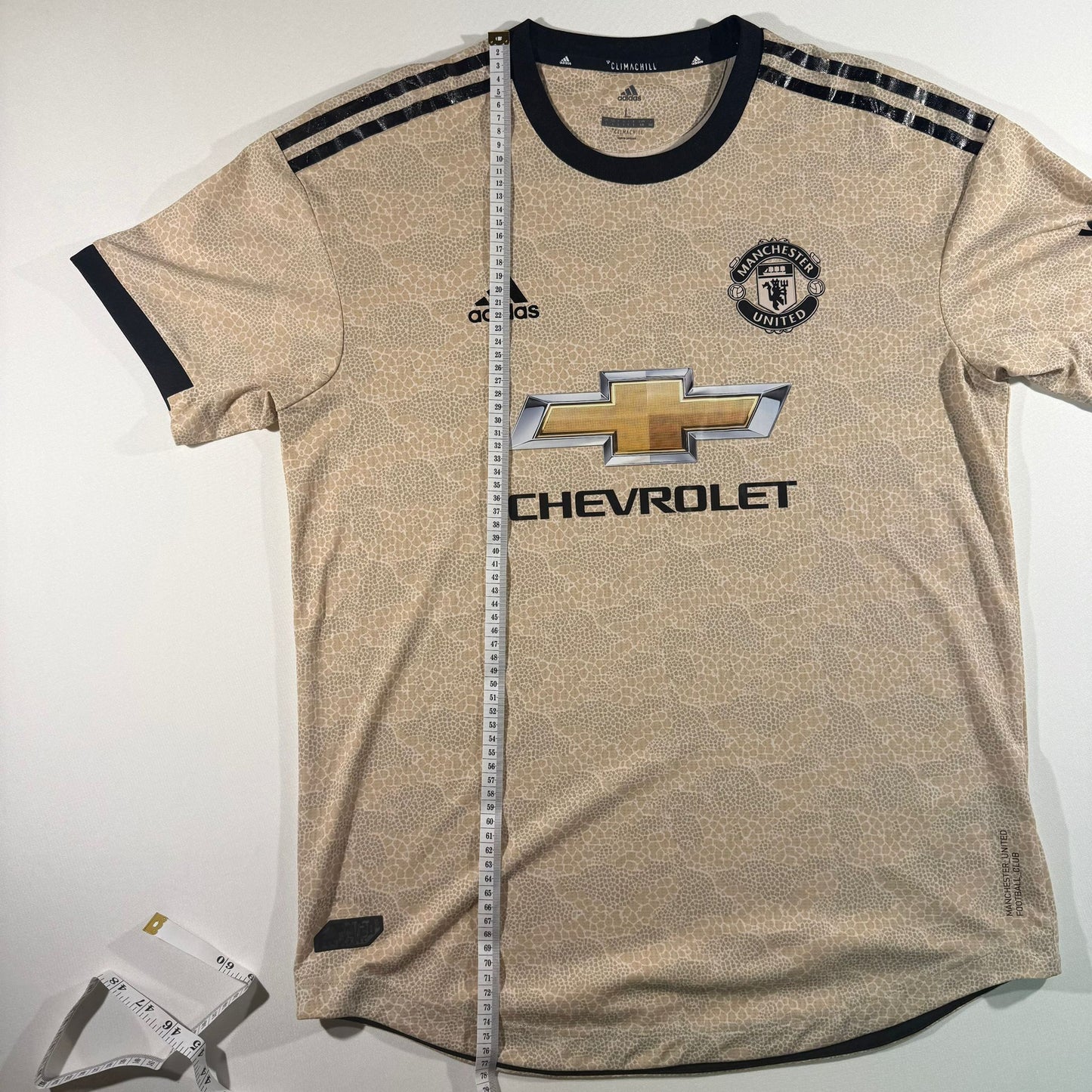 Manchester United 2019/20 away player issue