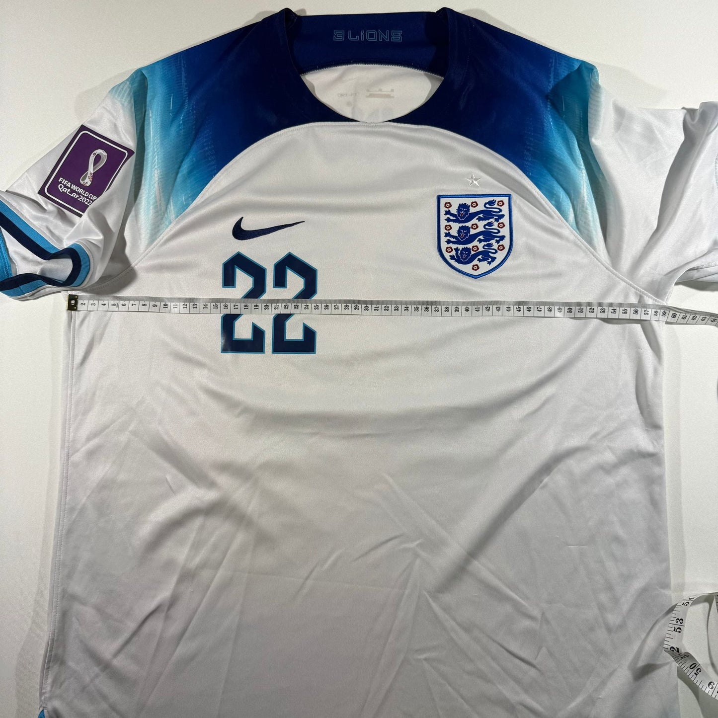 England 2022 home #22 Jude Bellingham