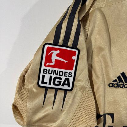 Bayern 2004/05 away #10 Roy Makaay