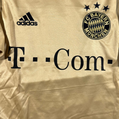 Bayern 2004/05 away #10 Roy Makaay