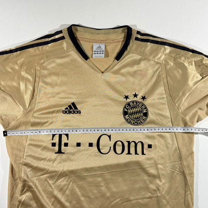 Bayern 2004/05 away #10 Roy Makaay