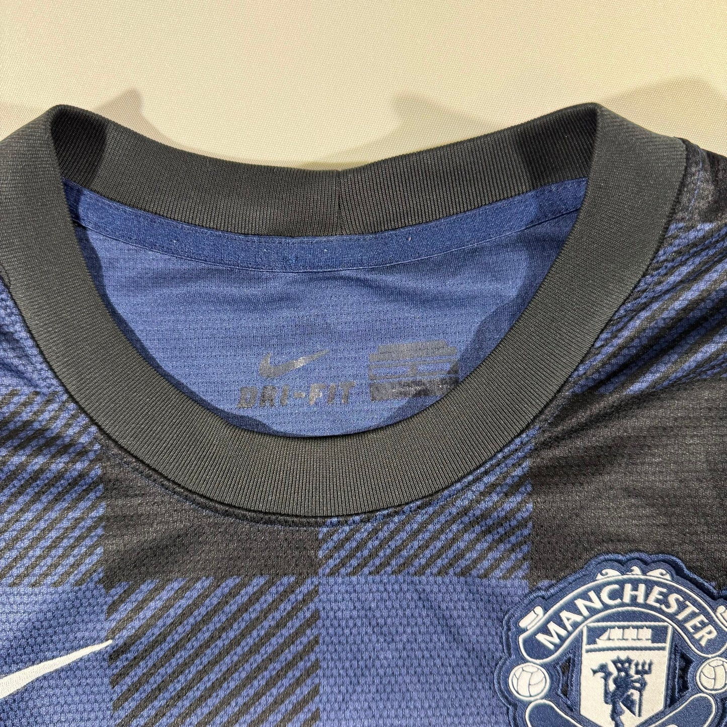 Manchester United 2013/14 away #16 Michael Carrick