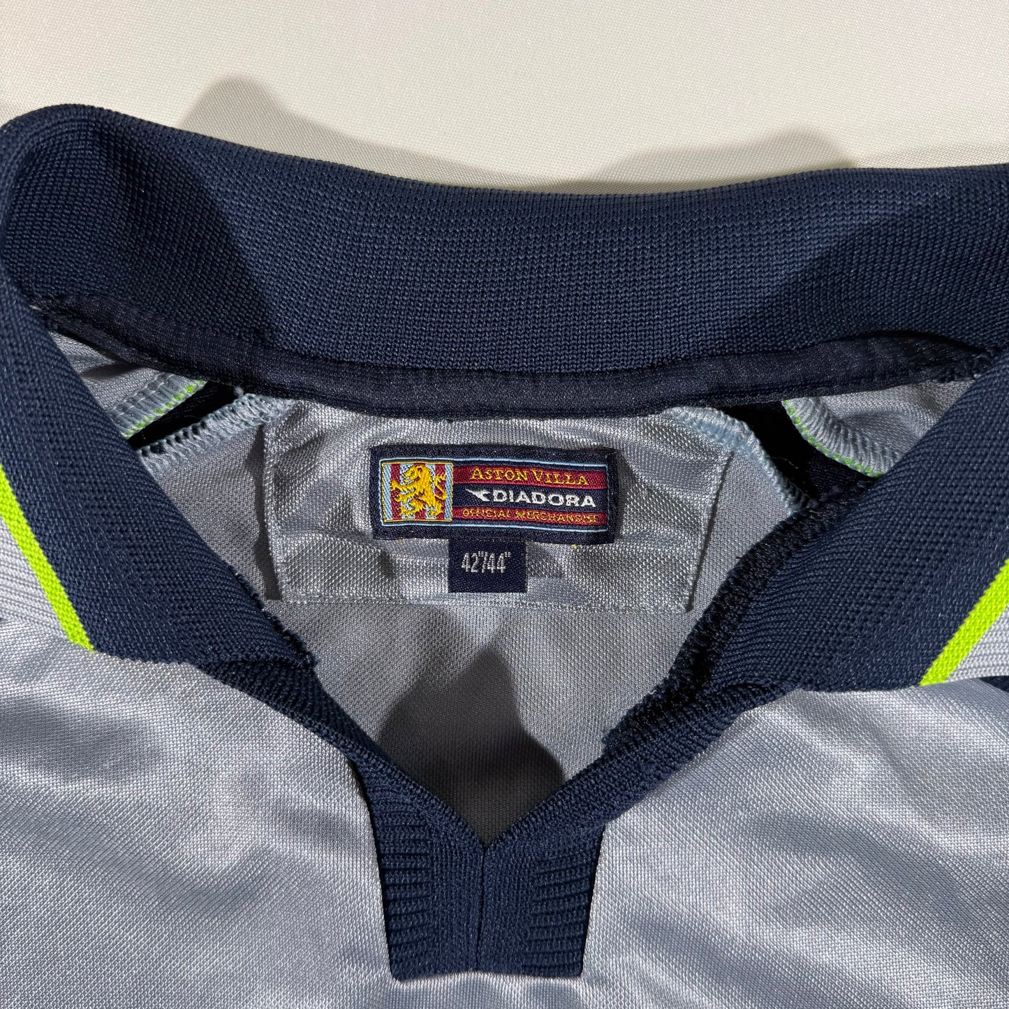 Aston Villa 2001/02 away
