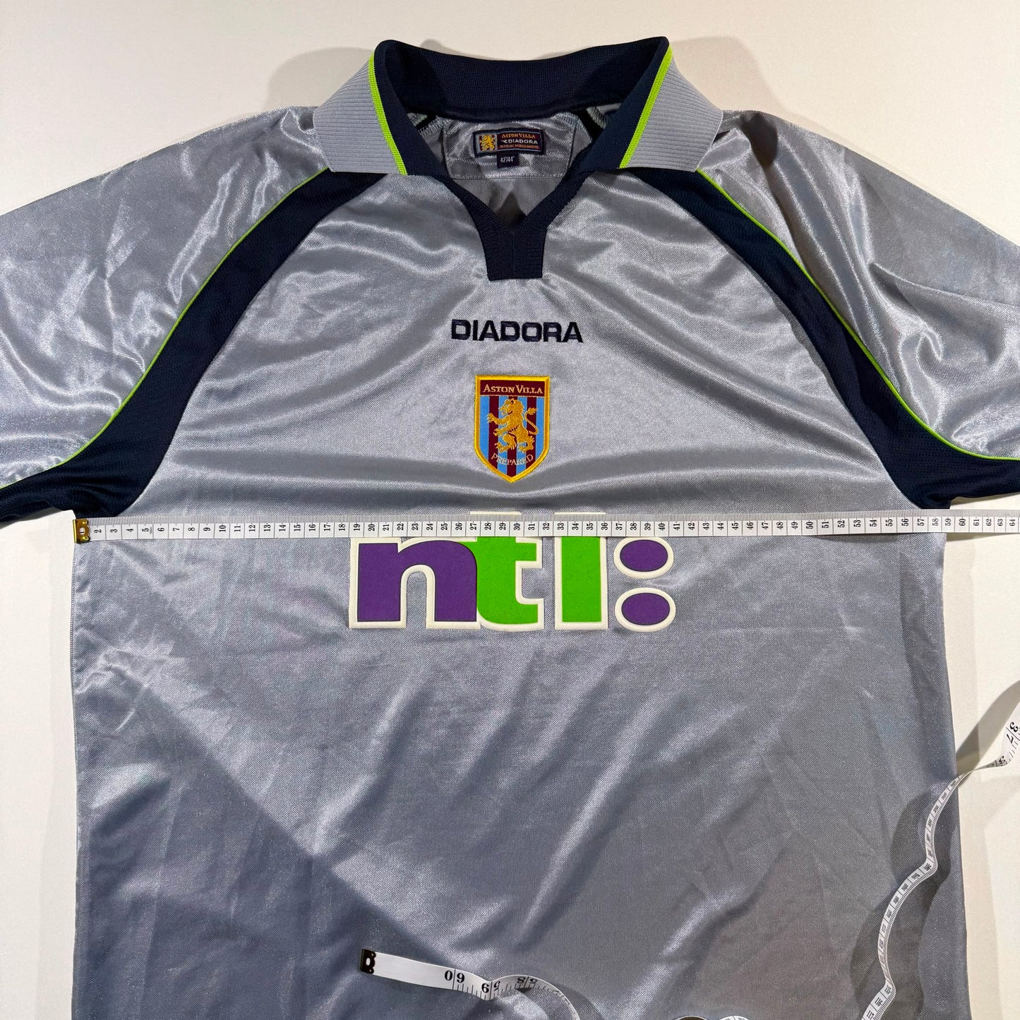 Aston Villa 2001/02 away