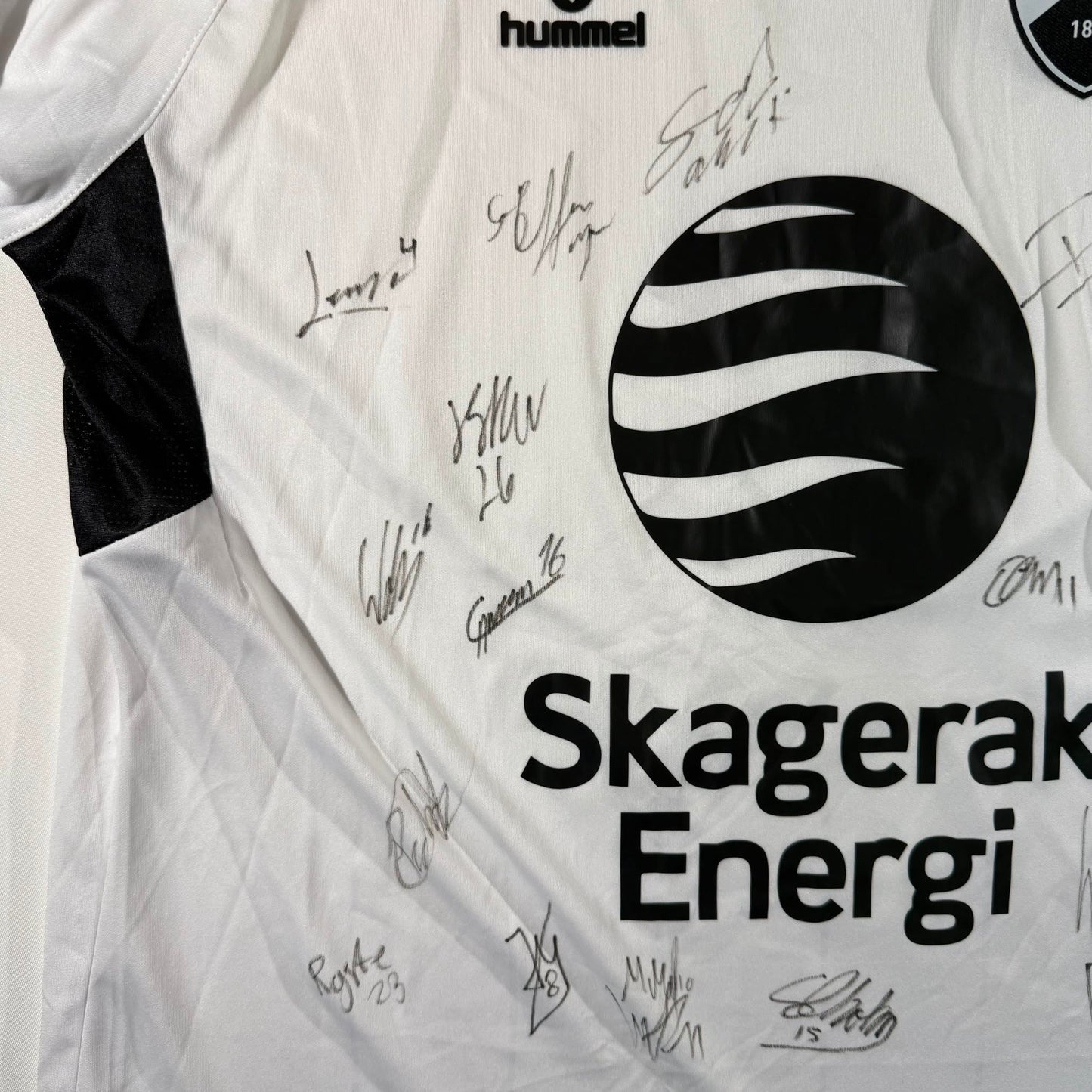 Odds BK 2023 home signed