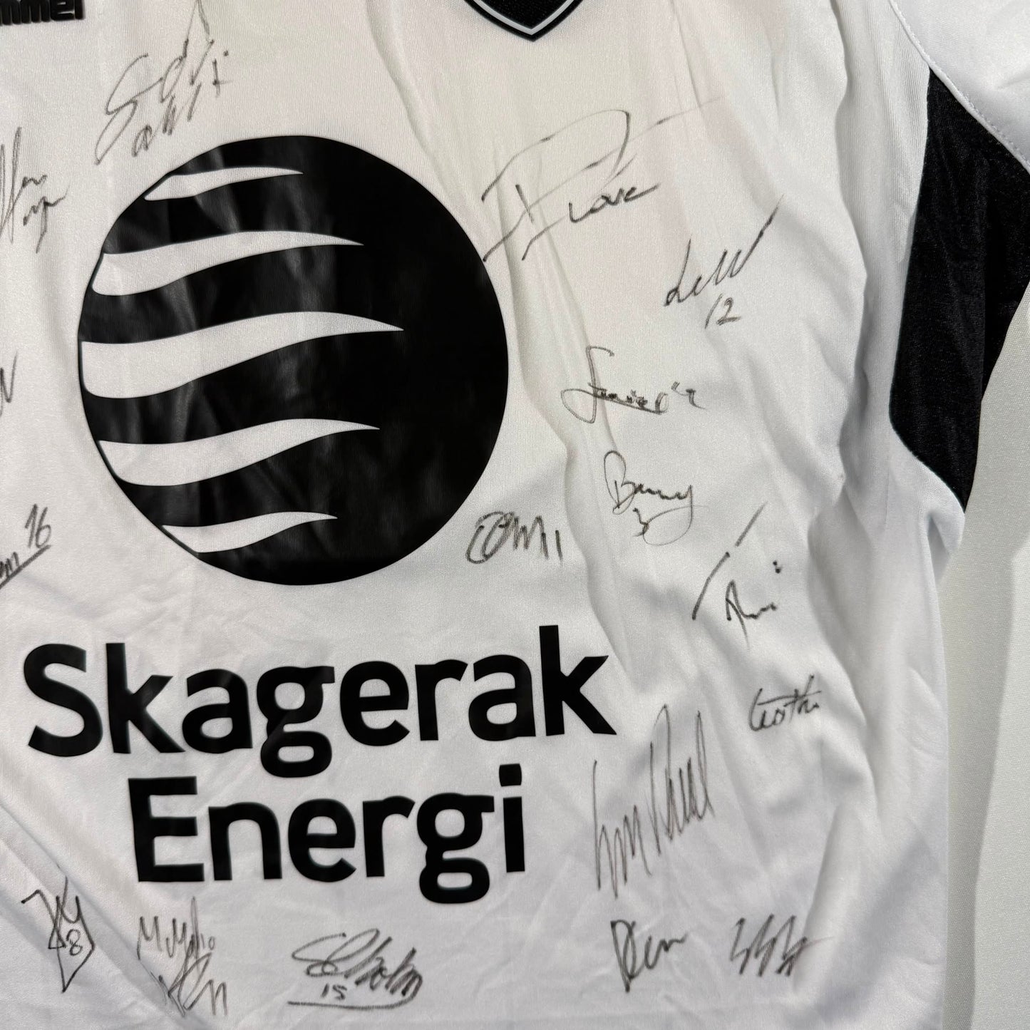 Odds BK 2023 home signed