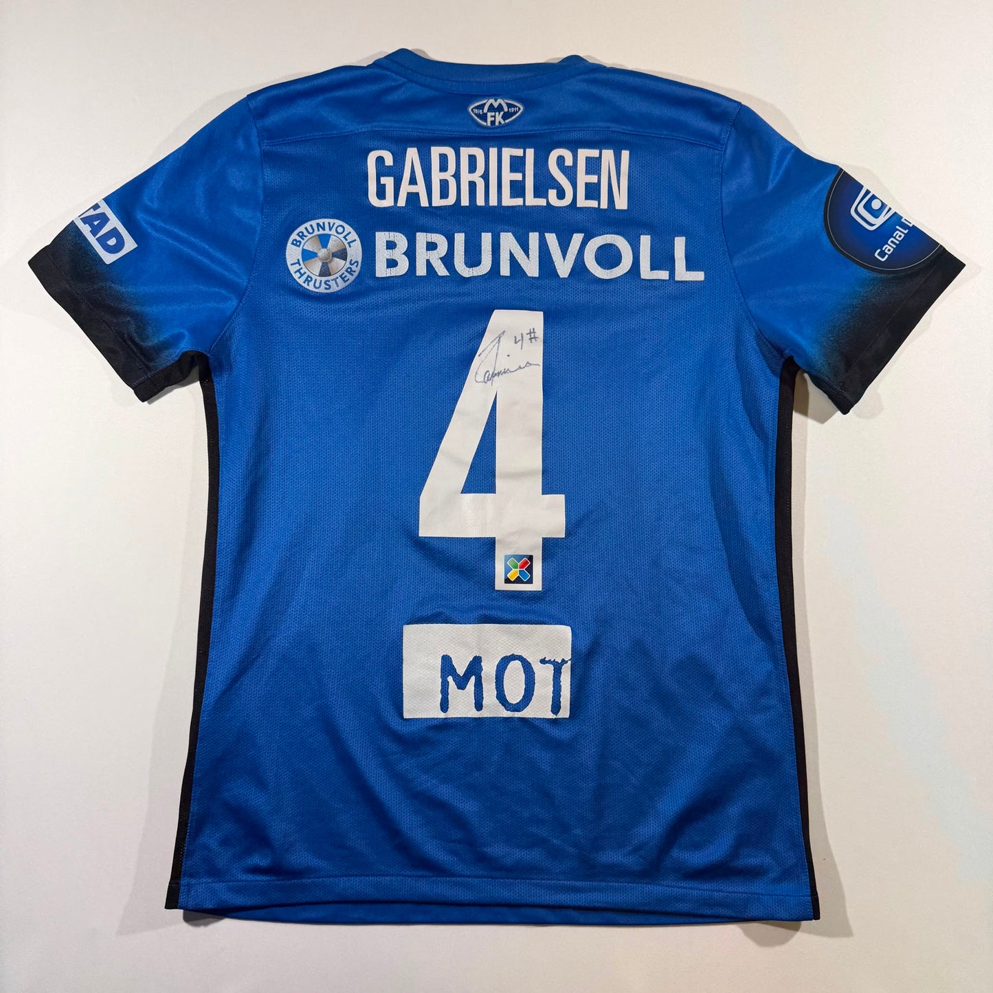 Molde FK 2016 home matchworn #4 Ruben Gabrielsen