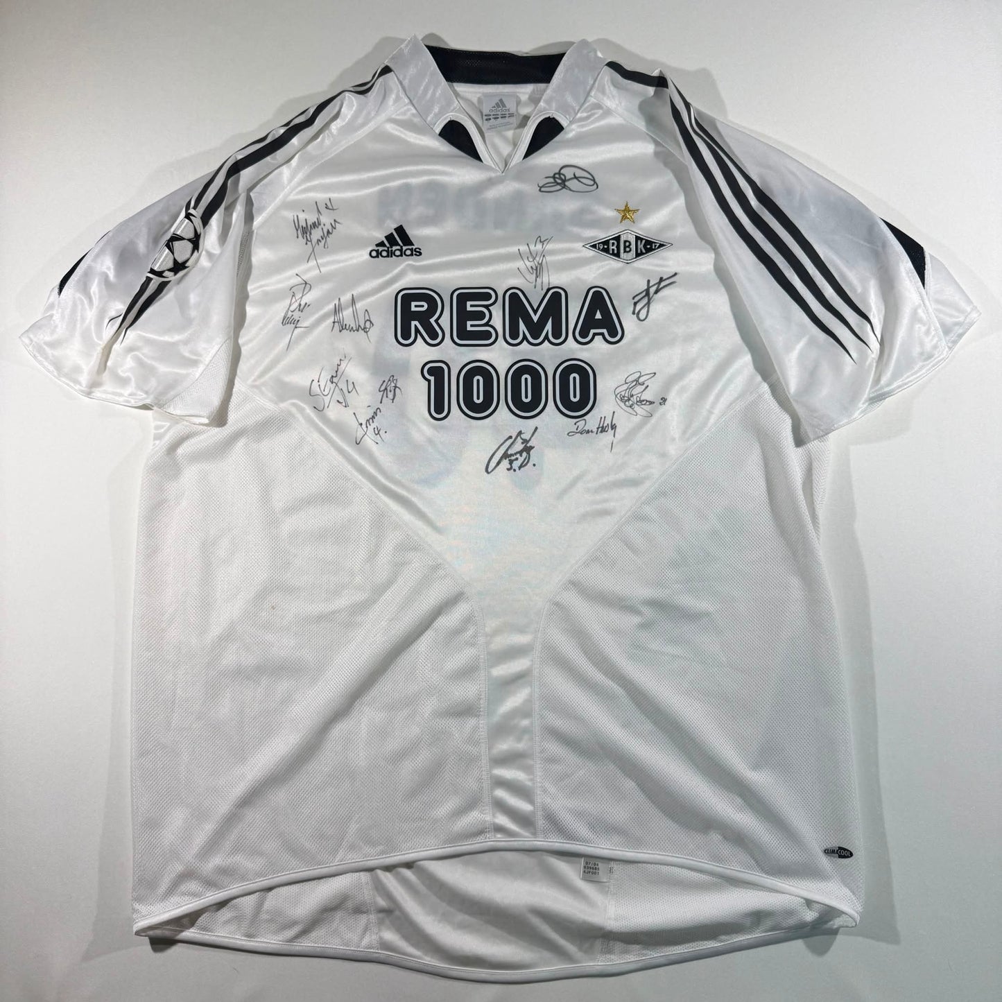 Rosenborg 2004 home signed