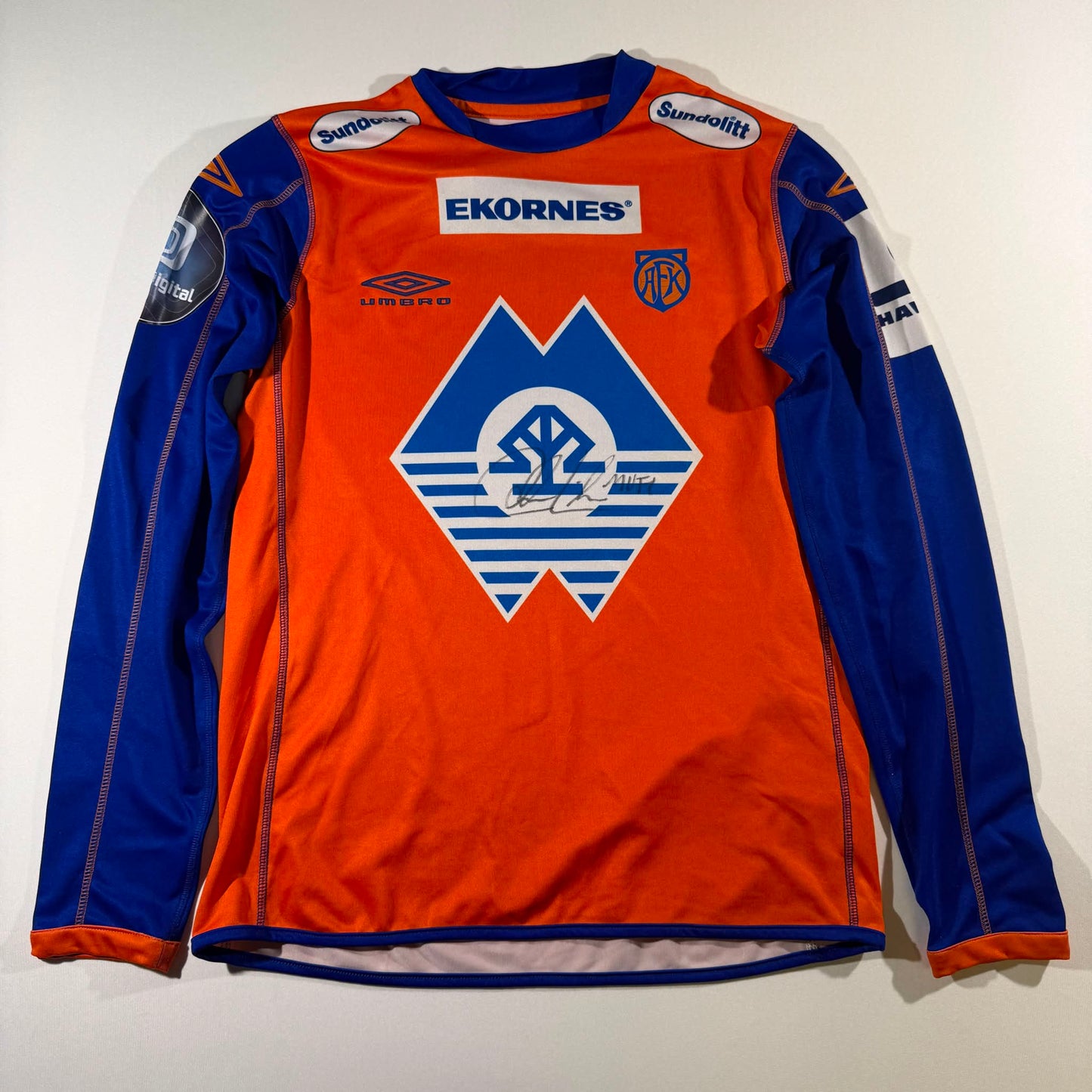 Aalesunds FK 2007 home signed