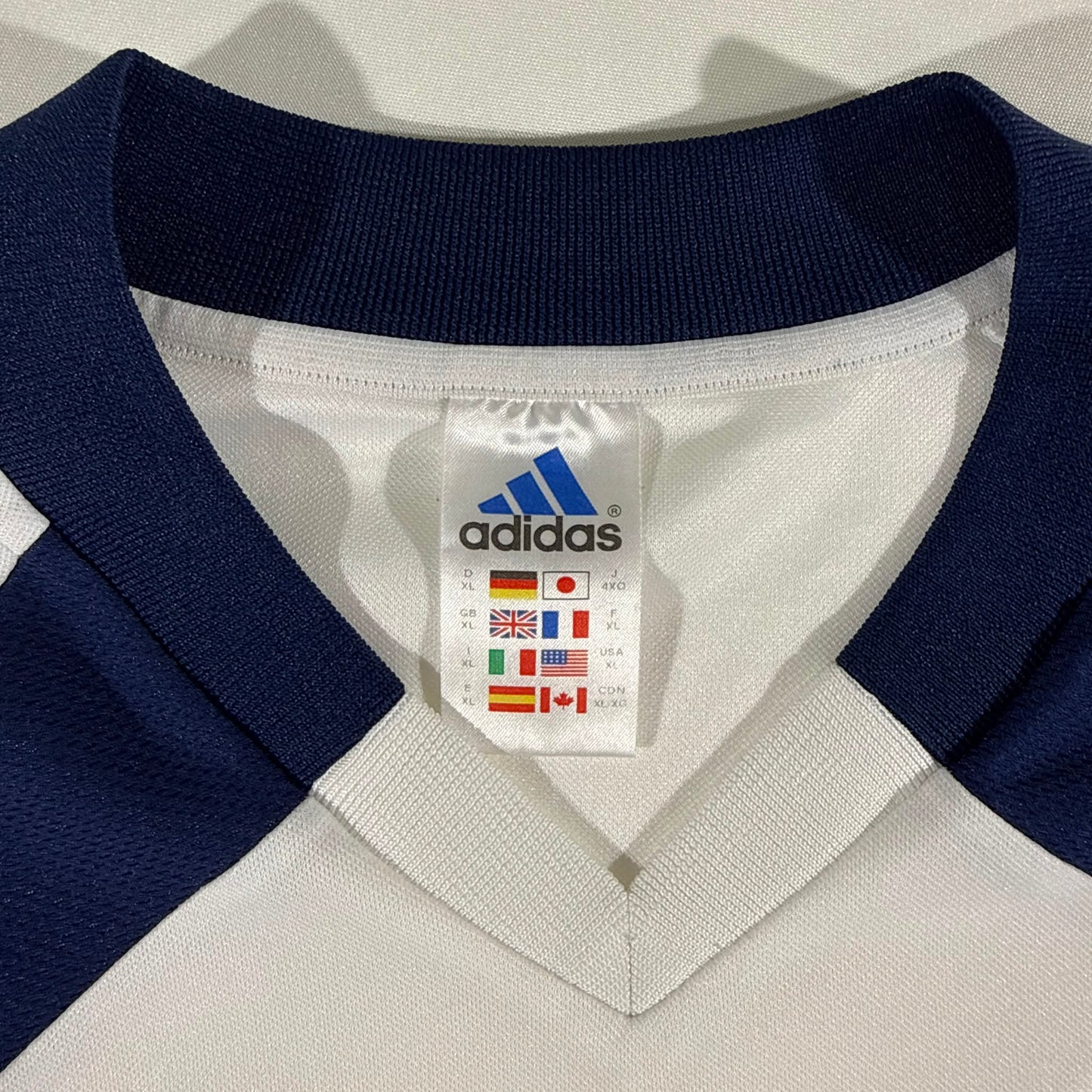 Viking FK 2002 away