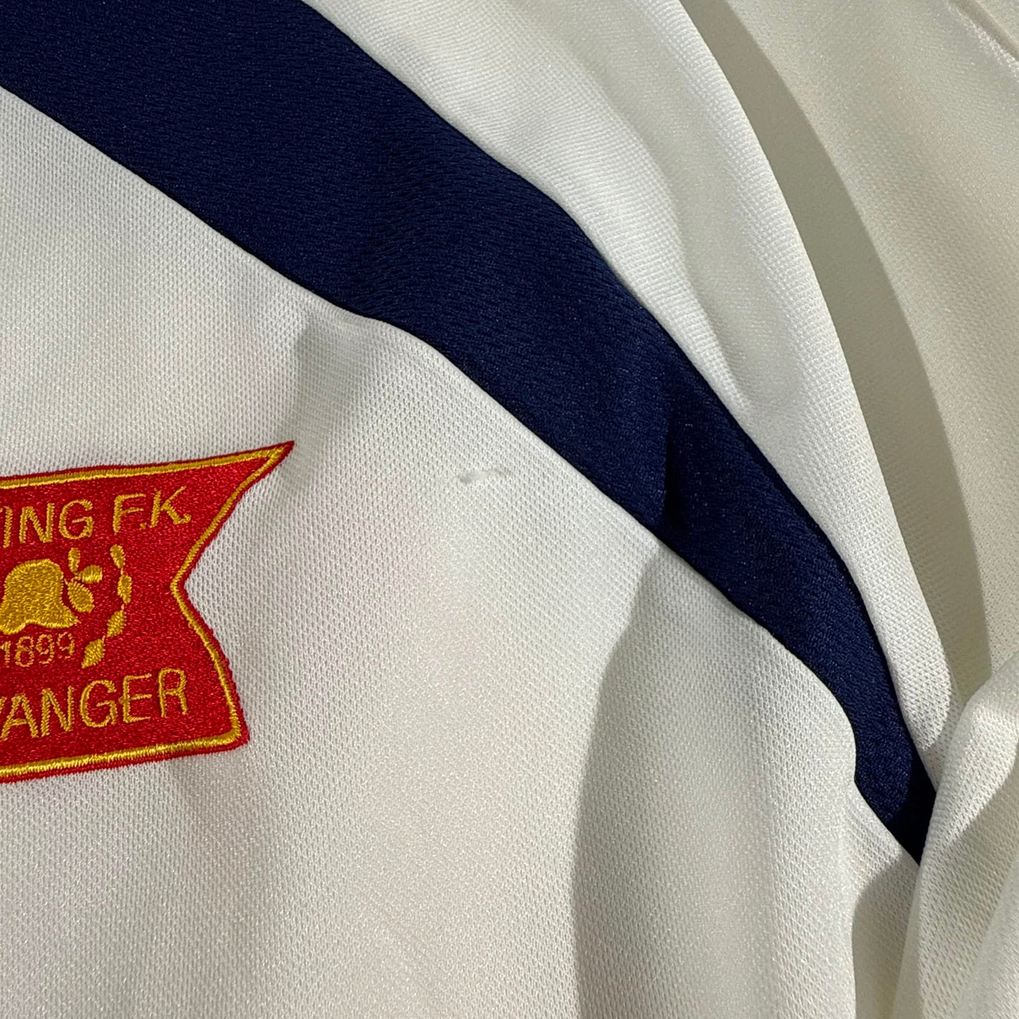 Viking FK 2002 away