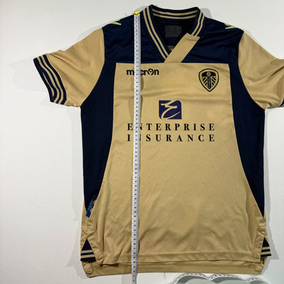 Leeds 2013/14 away junior