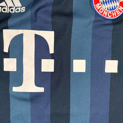 Bayern 2013/14 third