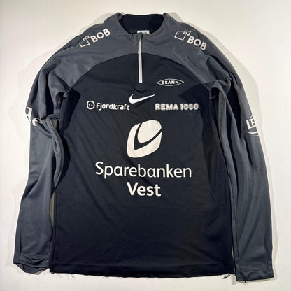 Brann black tracksuit
