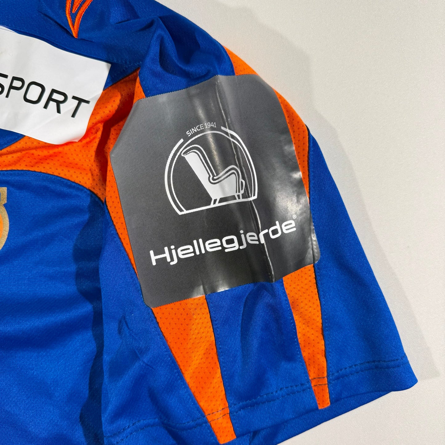 Aalesunds FK 2009 away match worn #16 Enar Jääger (M)