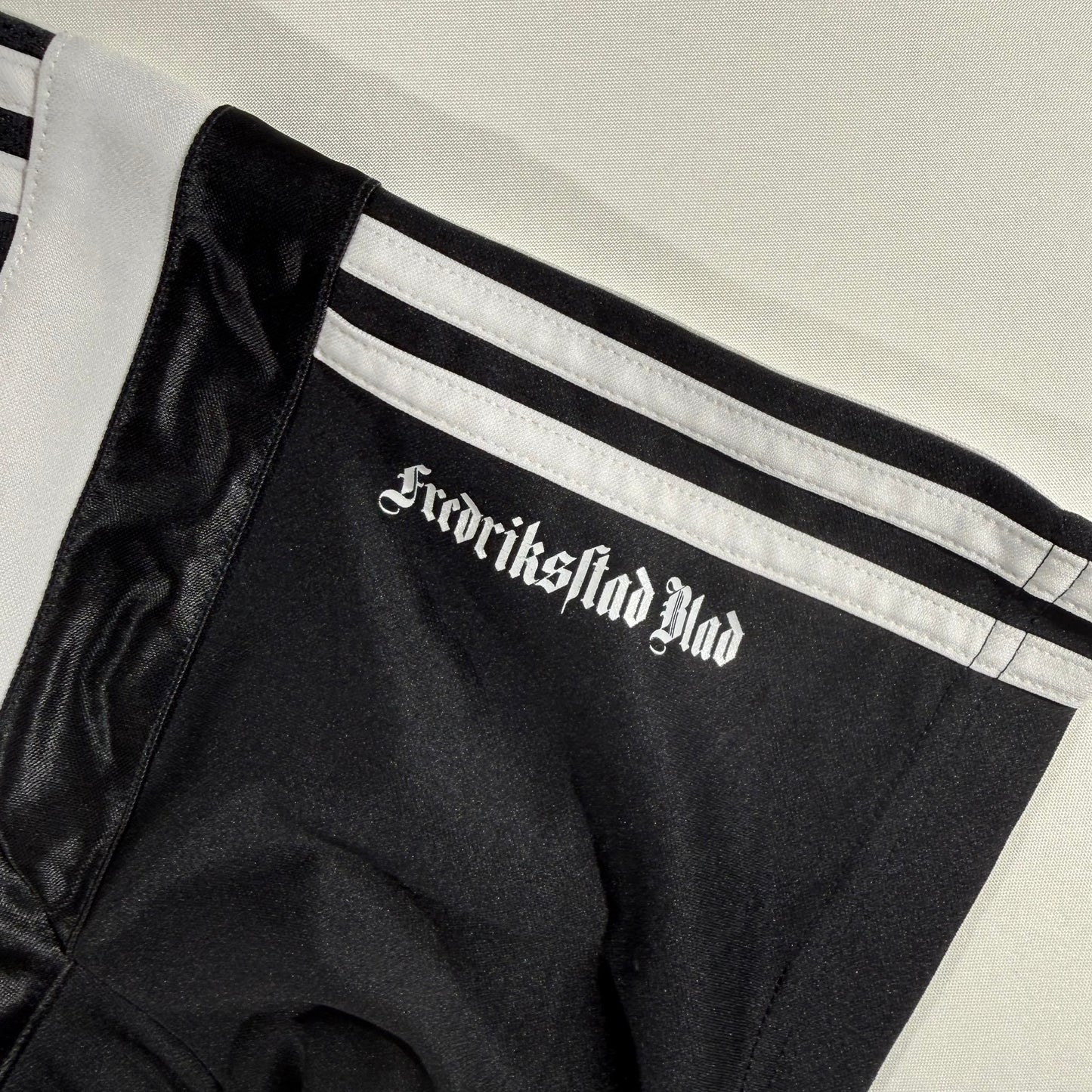 Fredrikstad 2015 away (L)