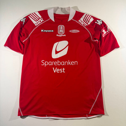Brann 2009 home #17 Eirik Bakke (XL)