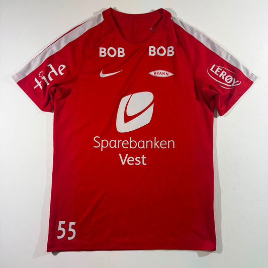 Brann training shirt #55 (M)