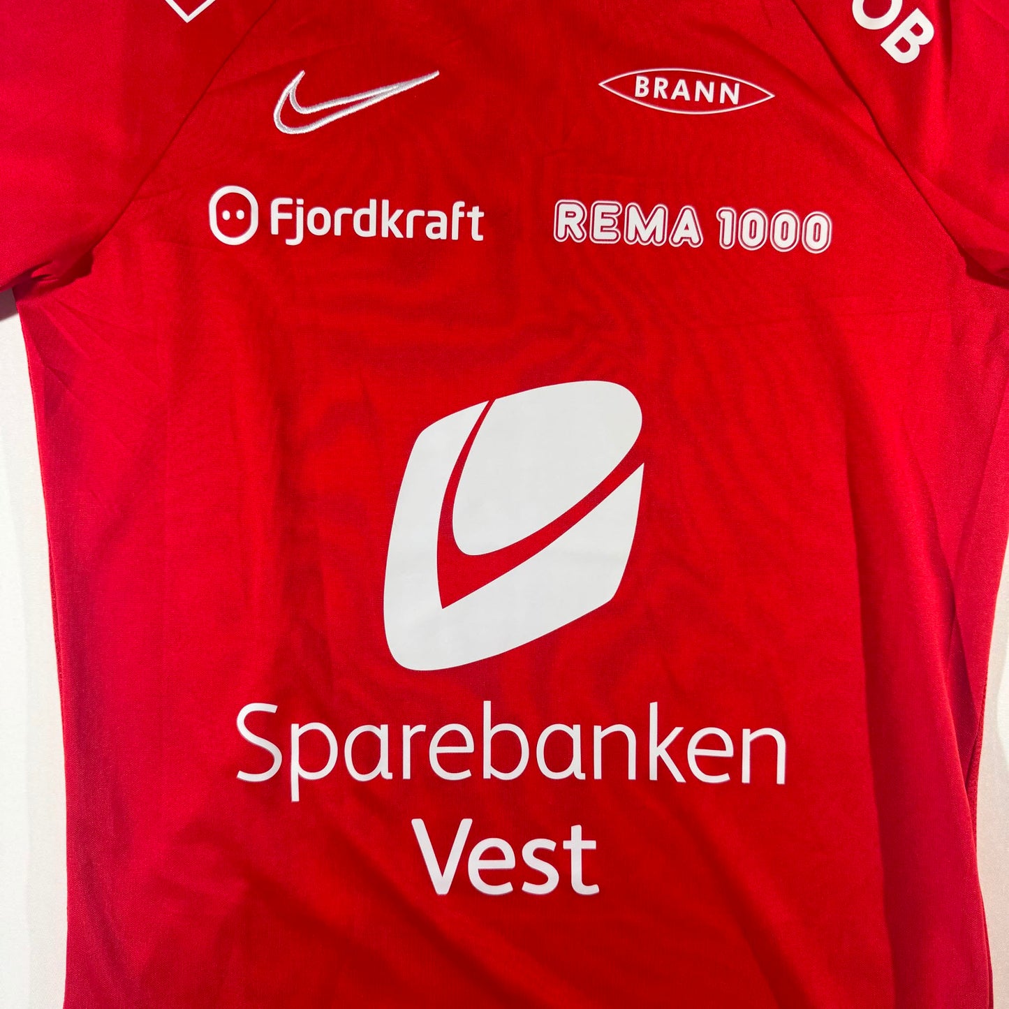Brann training shirt (S)