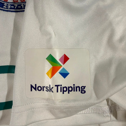 Vålerenga 2022 away women (L)