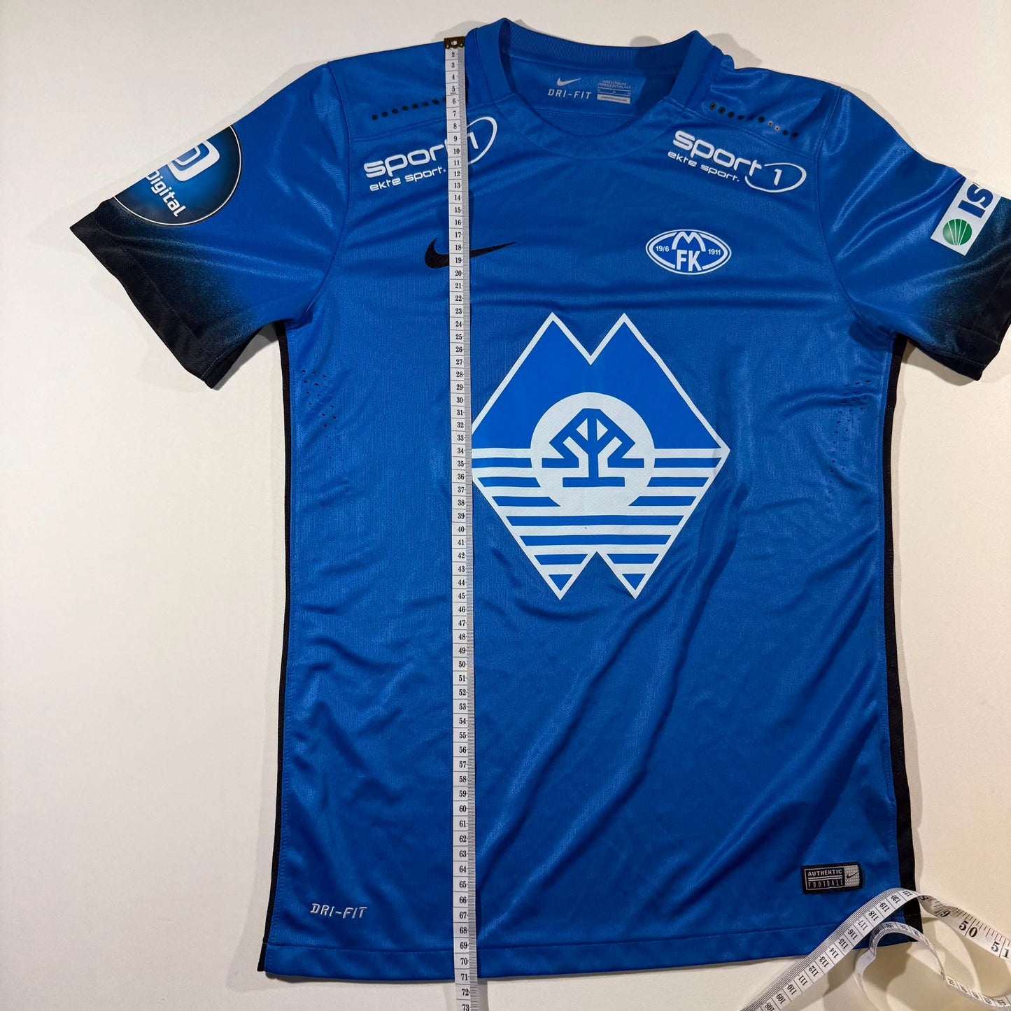 Molde FK 2016 home (M)