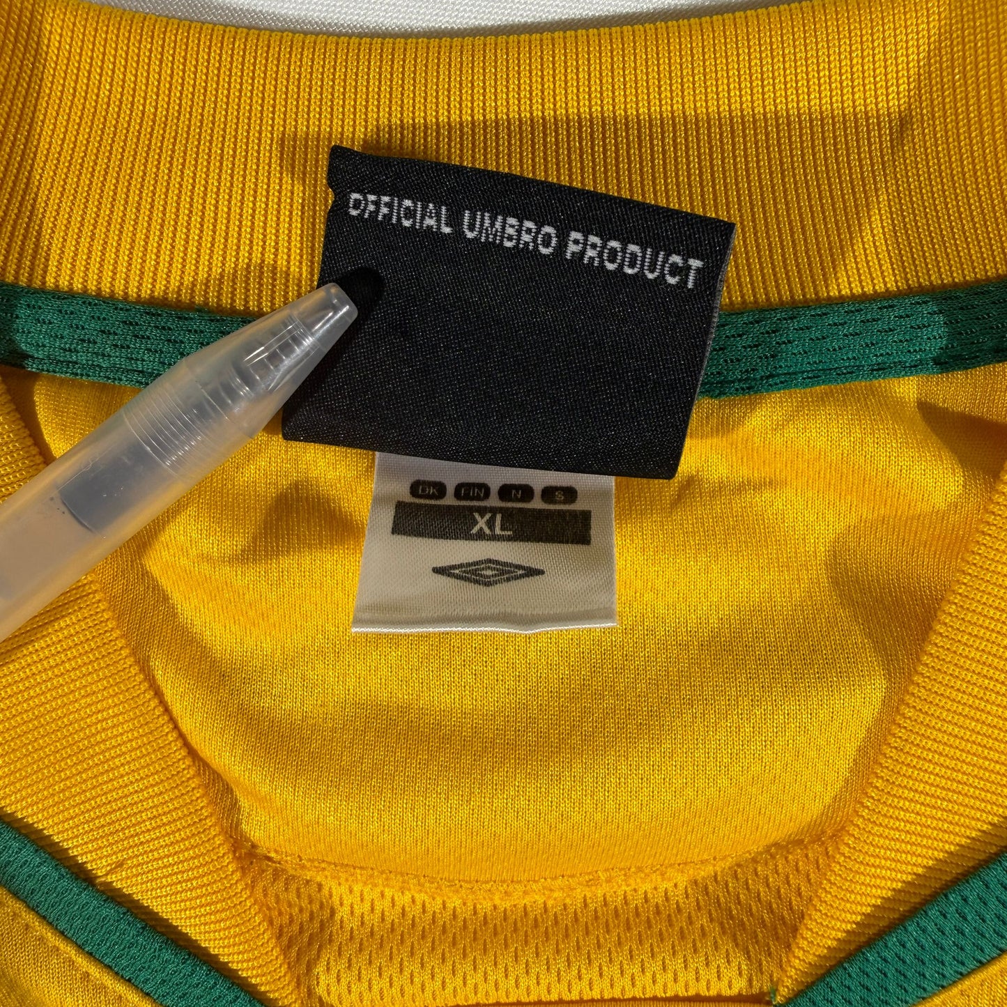 Tufte IL away (XL)