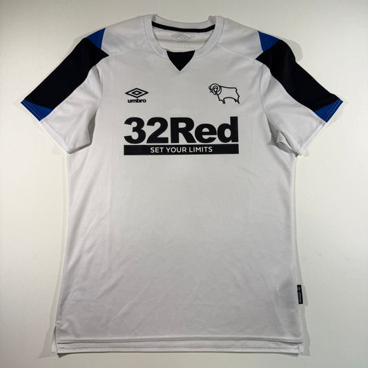 Derby Country 2021/22 home (L)
