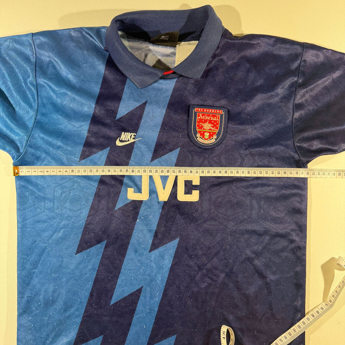 Arsenal 1995/96 away #10 Dennis Bergkamp (S)
