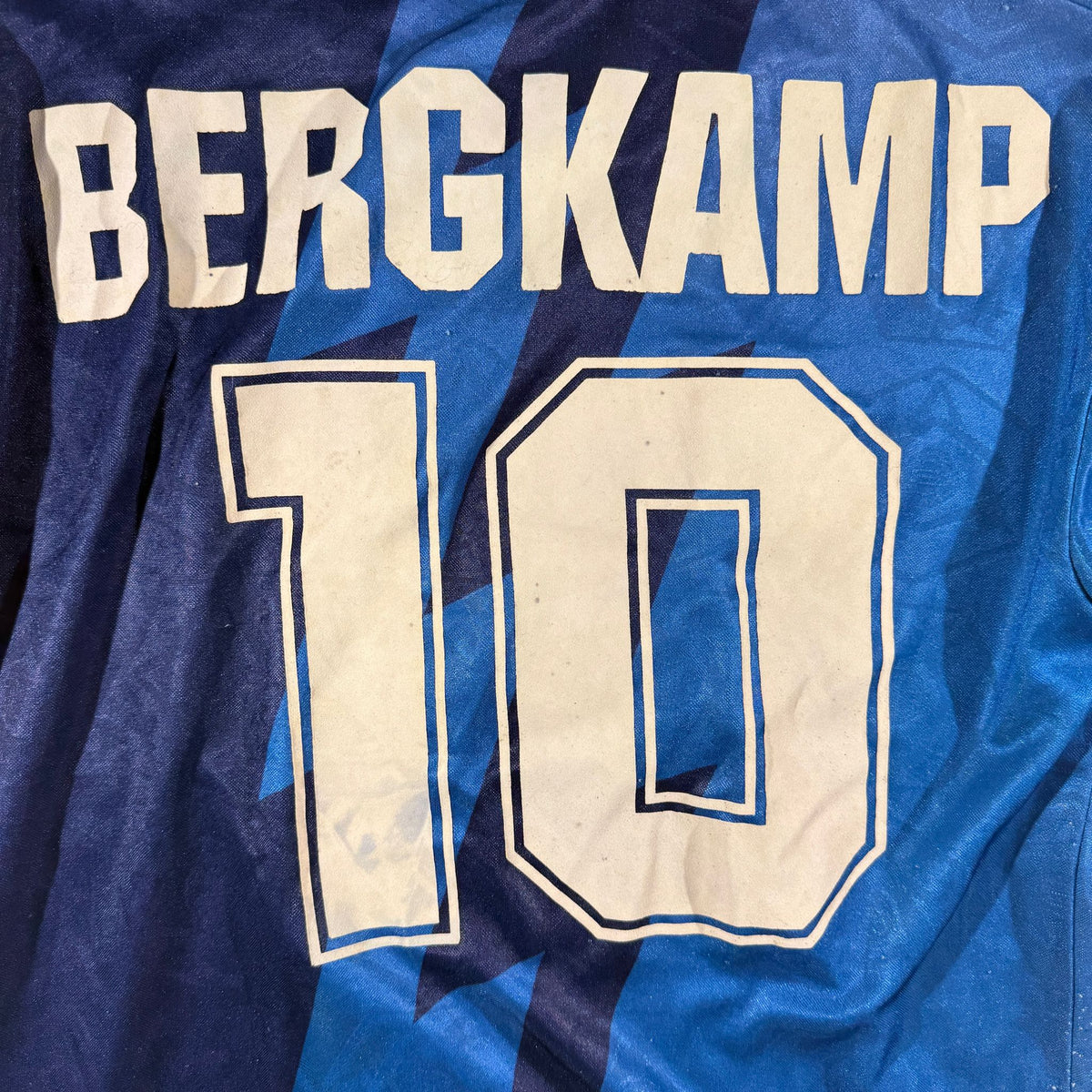 Arsenal 1995/96 away #10 Dennis Bergkamp (S)